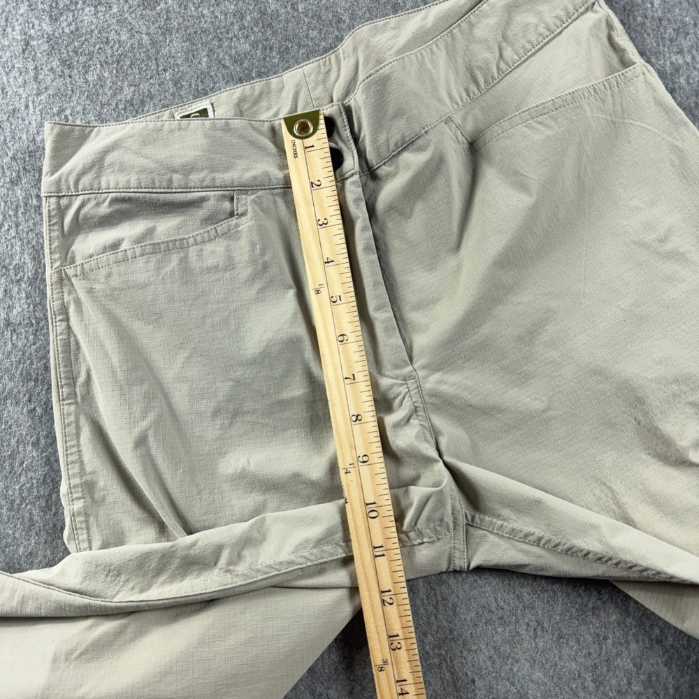 Vintage Tilley Hiking Cargo Pants Women's Sz 8 Tan Khaki Made in Canada Straight - Picture 7 of 14